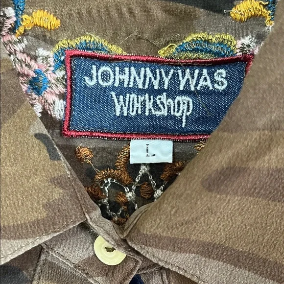 Johnny Was Brown Camouflage Shirt with Floral Embroidery - Picture 2 of 4